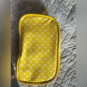 2 small make up bags